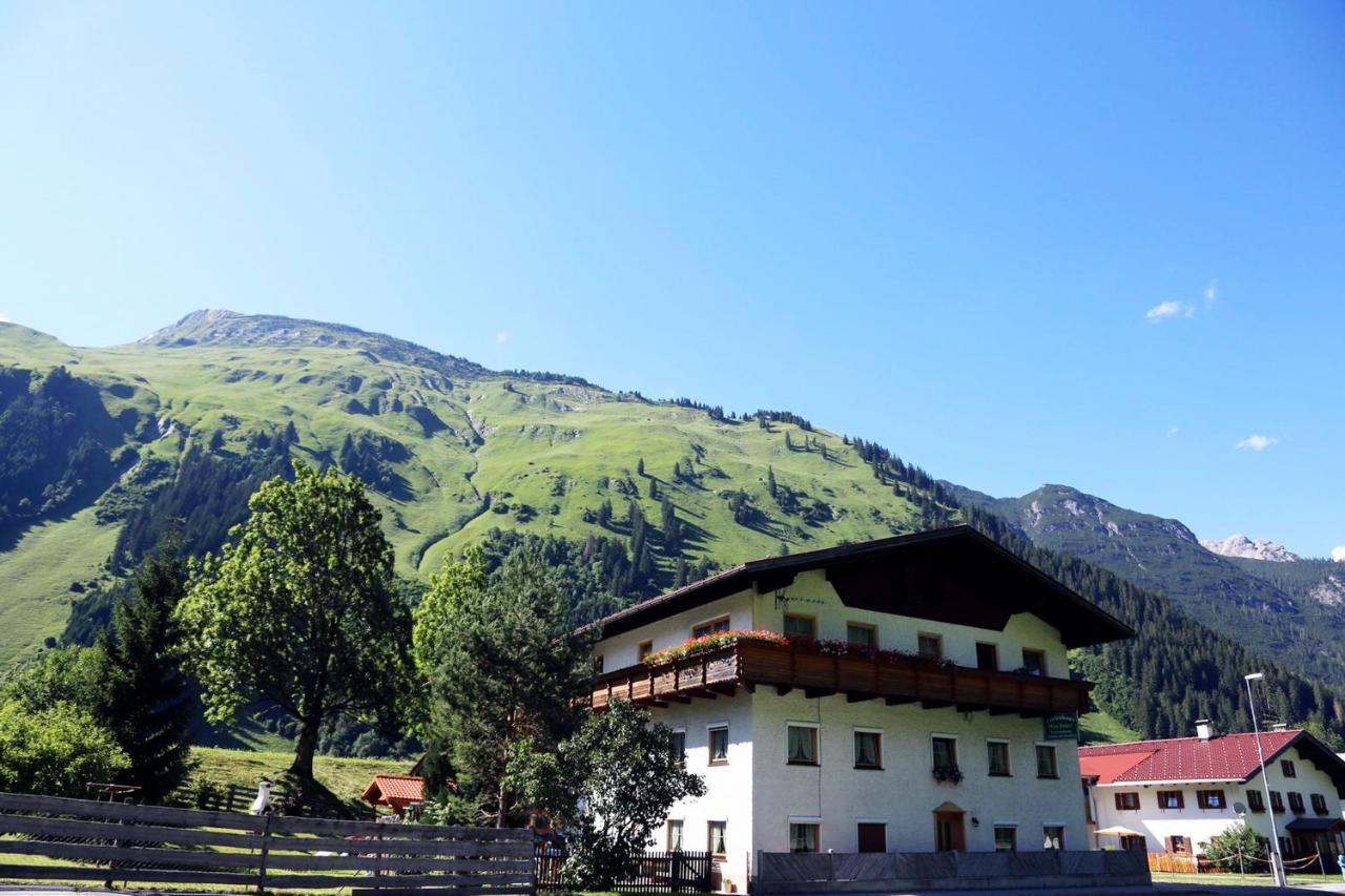 Familien Gruppenunterkunft 2 Ferienwohnungen als Ferienhaus zusammengefasst Häselgehr Exterior foto