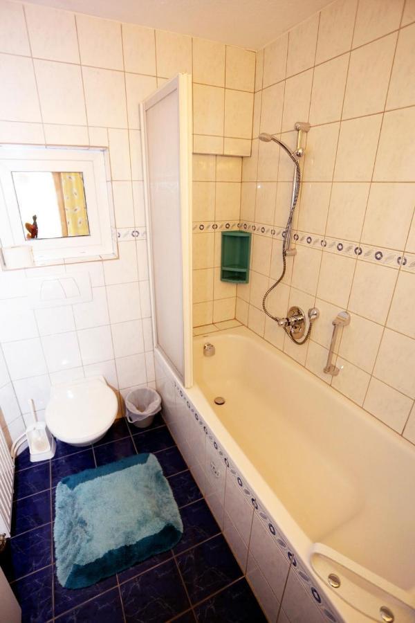 Familien Gruppenunterkunft 2 Ferienwohnungen als Ferienhaus zusammengefasst Häselgehr Exterior foto