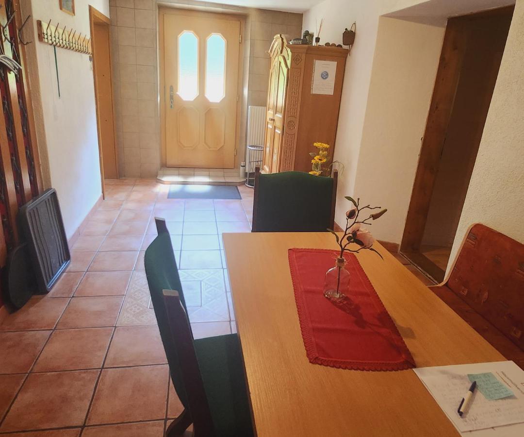 Familien Gruppenunterkunft 2 Ferienwohnungen als Ferienhaus zusammengefasst Häselgehr Exterior foto