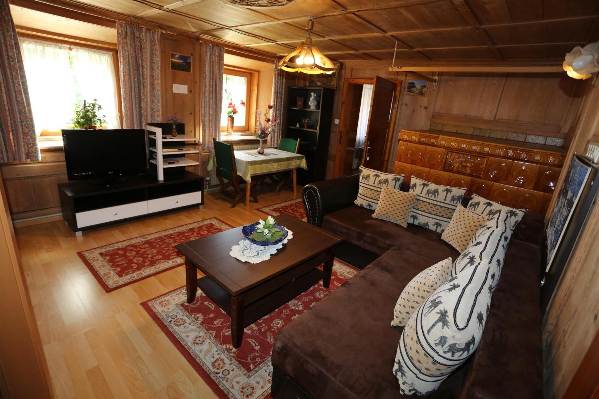 Familien Gruppenunterkunft 2 Ferienwohnungen als Ferienhaus zusammengefasst Häselgehr Exterior foto